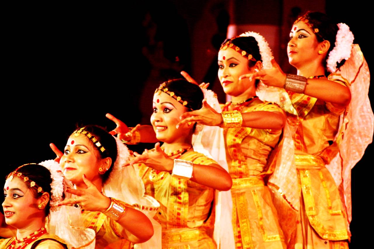 Folk Dances of Assam with Pictures & Important Folk Dance Forms